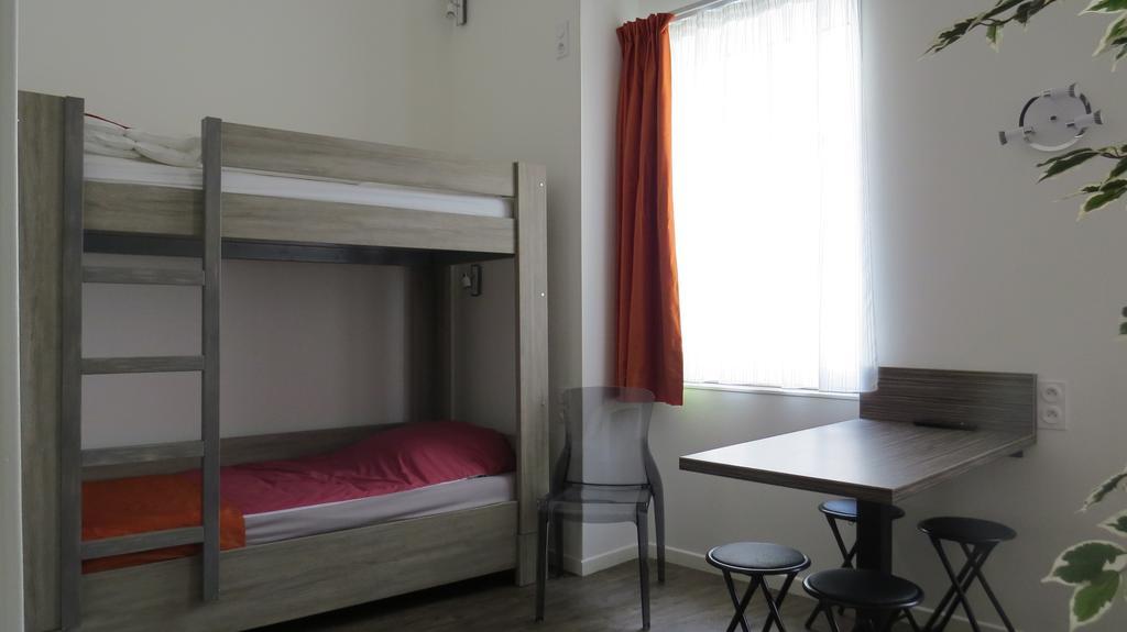 נבר Hotel De Cleves מראה חיצוני תמונה