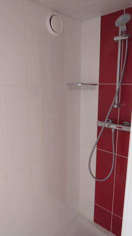 נבר Hotel De Cleves מראה חיצוני תמונה