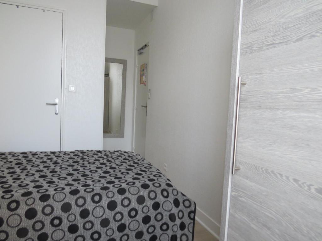 נבר Hotel De Cleves חדר תמונה