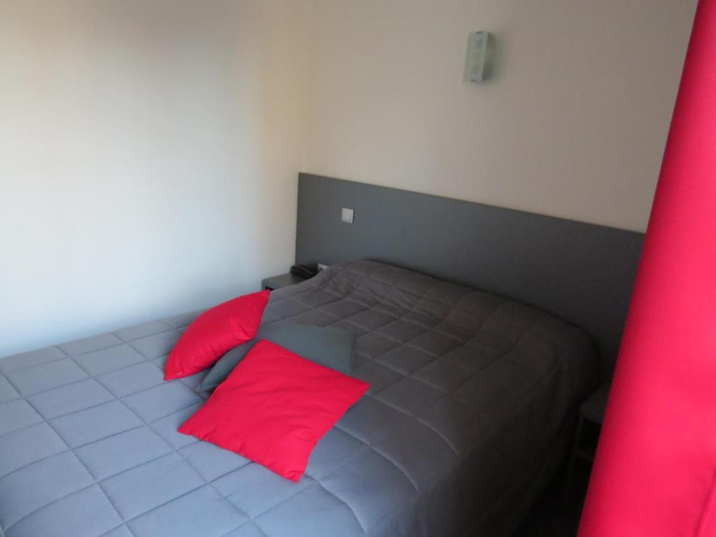 נבר Hotel De Cleves חדר תמונה